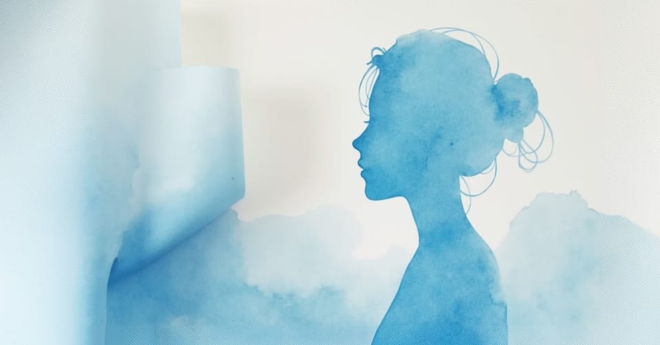 Aquarelle digitale, silhouette feminine de profil, à l'encre bleue.